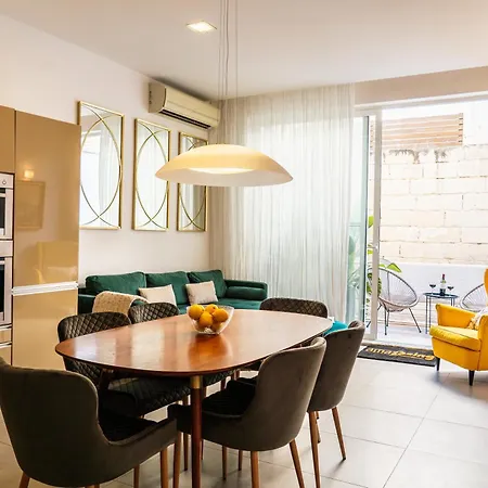 Holiday home Memories At Townhouse