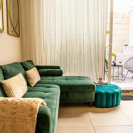 Holiday home Memories At Townhouse *